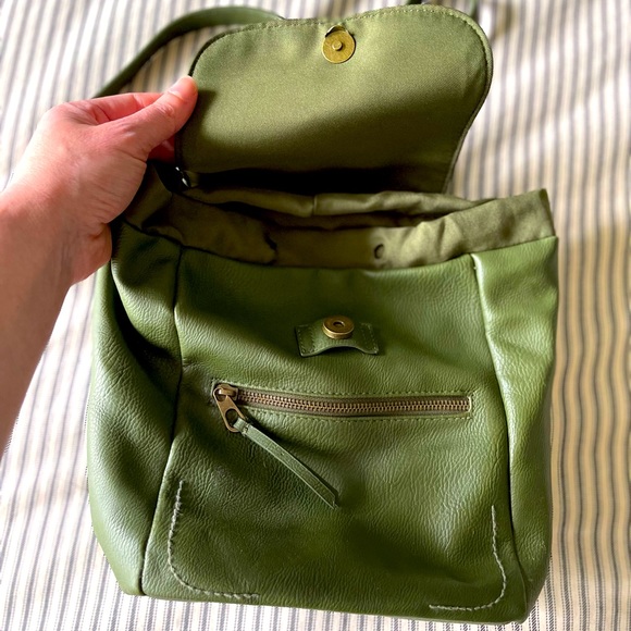 Backpack purse, vegan leather, Universal Threads (Target). - Picture 4 of 5